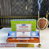 5 Schachteln Nag Champa Kollektion von indischem Räucherwerk Satya handgefertigt mit sechs erfrischenden medizinischen Düften für Meditation